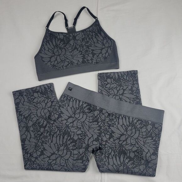 Fabletics Women's Medium Sebastian Floral Grey Crop Pants & Bra Set - Picture 1 of 12